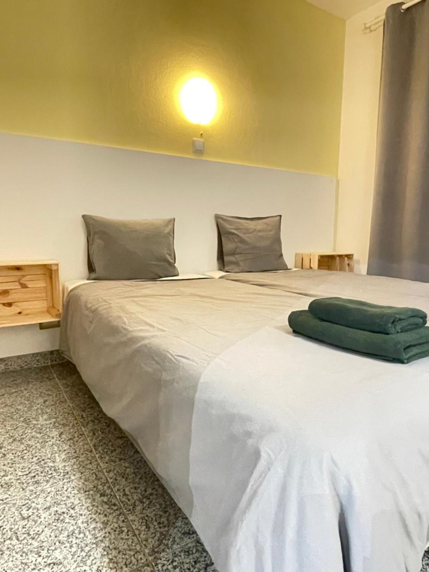 Apartamentos Apfel Aljezur Habitación foto